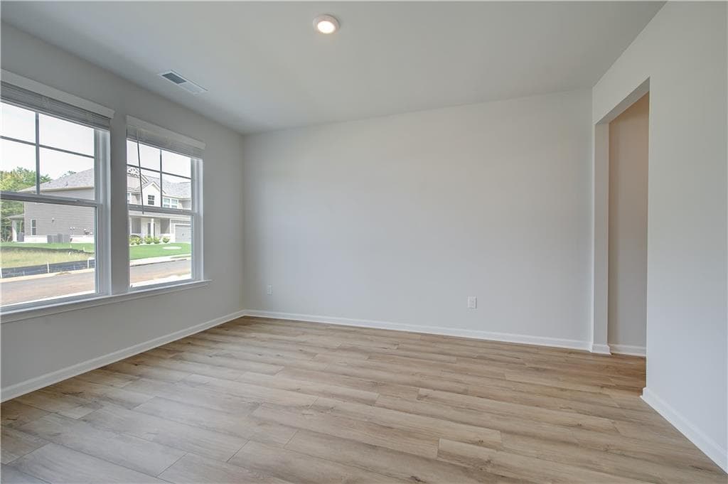 4 bedroom, 4 bathroom, 3,776 sq ft single family residence for sale at 266 Linford Drive, Locust Grove, GA 30248 — photo 6