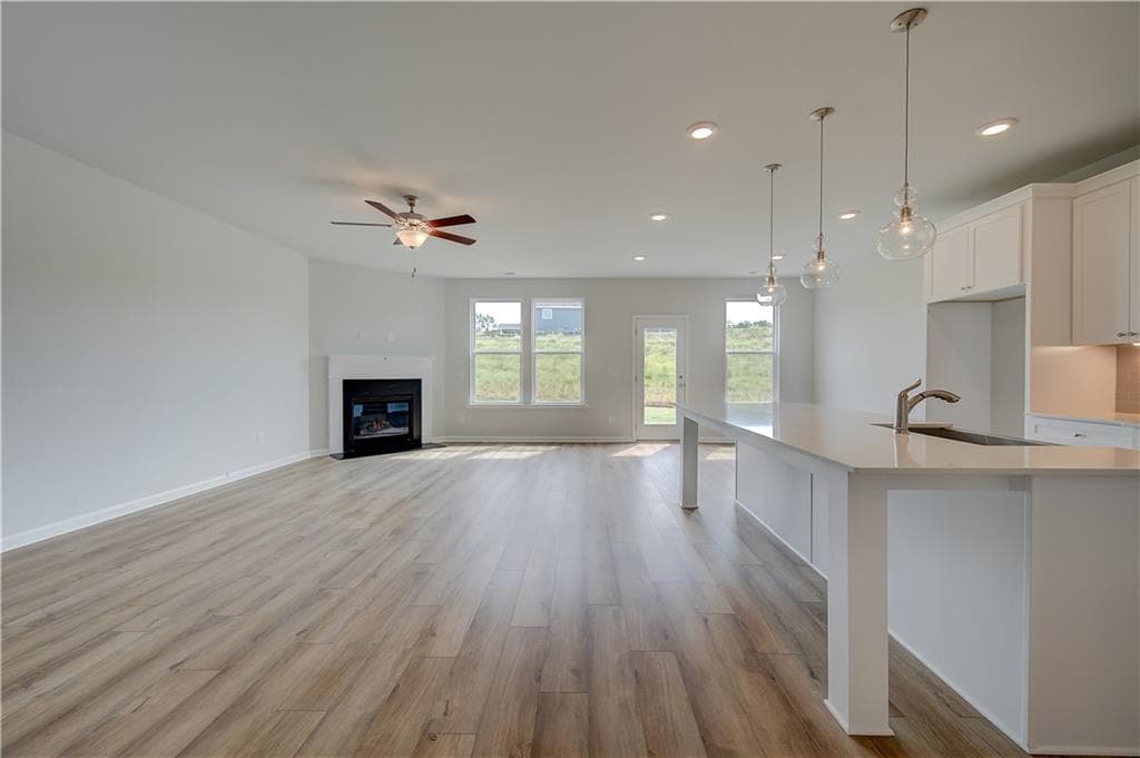 4 bedroom, 4 bathroom, 3,776 sq ft single family residence for sale at 266 Linford Drive, Locust Grove, GA 30248 — photo 8