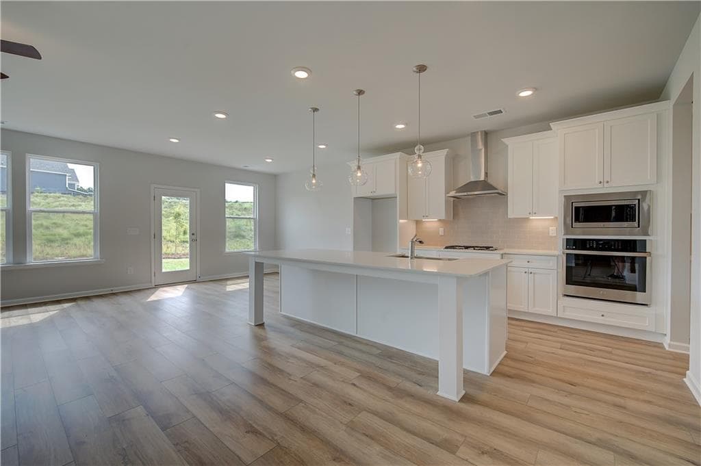 4 bedroom, 4 bathroom, 3,776 sq ft single family residence for sale at 266 Linford Drive, Locust Grove, GA 30248 — photo 9