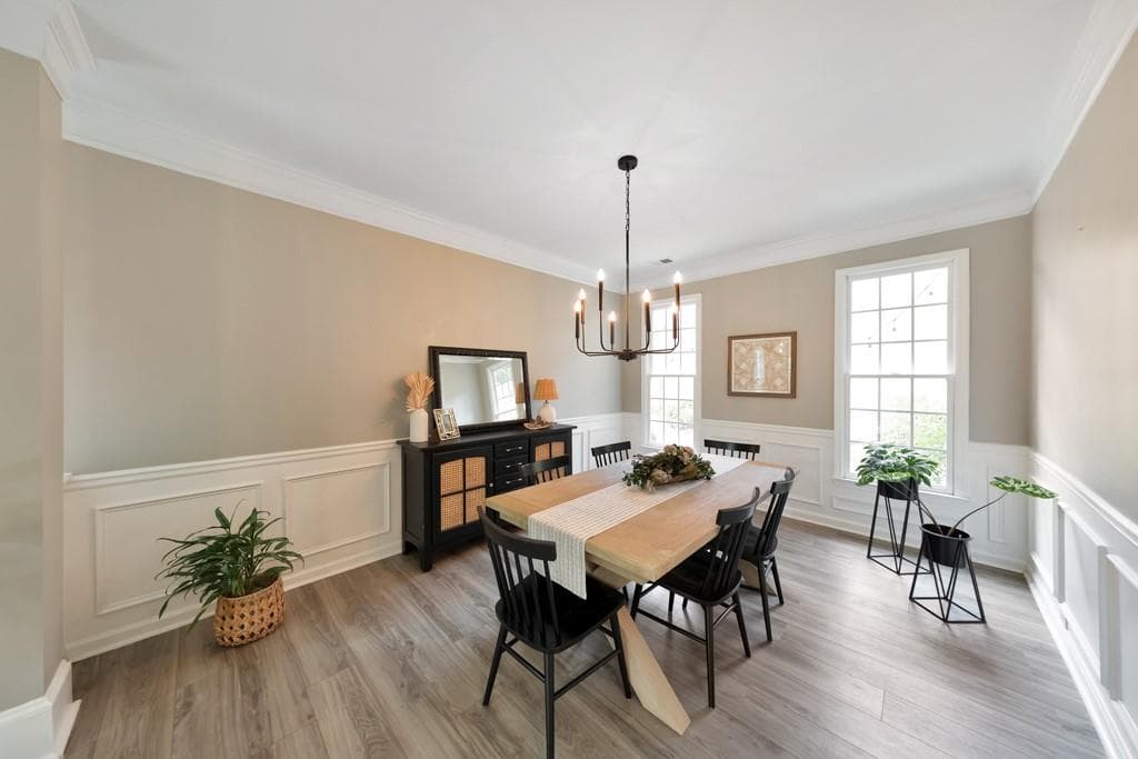 4 bedroom, 3 bathroom, 2,394 sq ft single family residence under contract at 3006 Cheshire Court, Woodstock, GA 30189 — photo 6