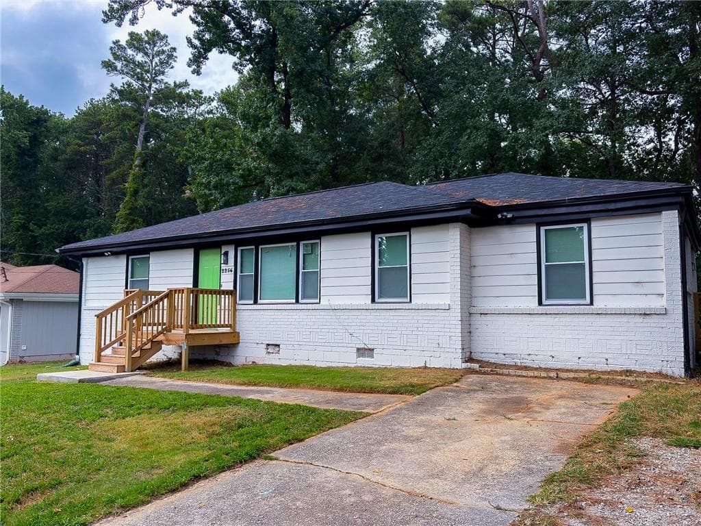 4 bedroom, 1 bathroom, 1,245 sq ft single family residence for sale at 2256 Brannen Road, Atlanta, GA 30316 — photo 1 of 26