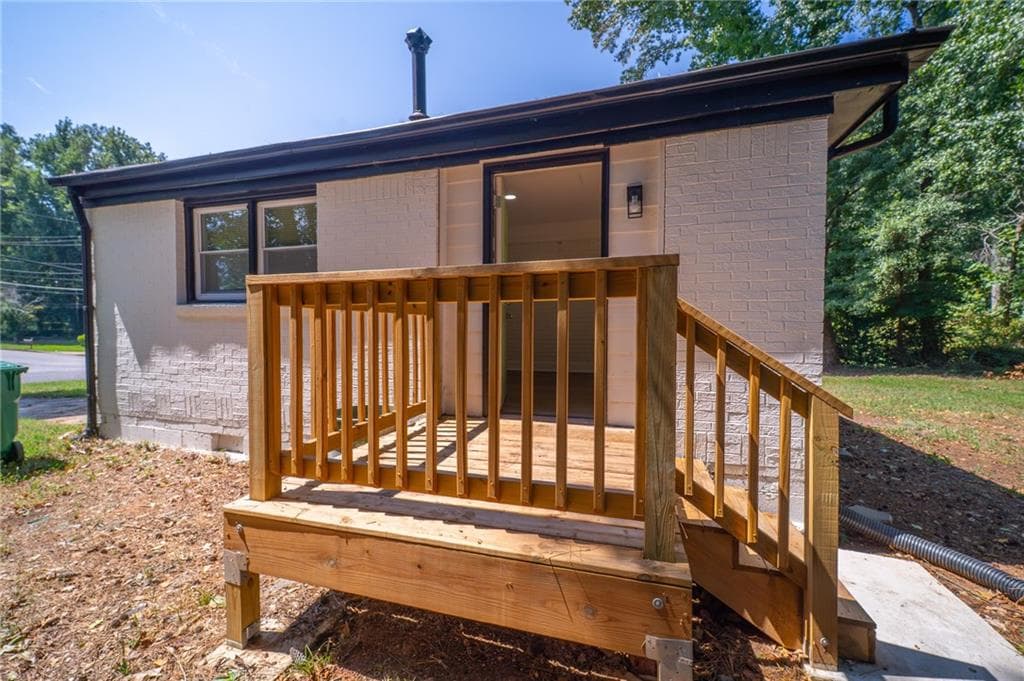4 bedroom, 1 bathroom, 1,245 sq ft single family residence for sale at 2256 Brannen Road, Atlanta, GA 30316 — photo 2