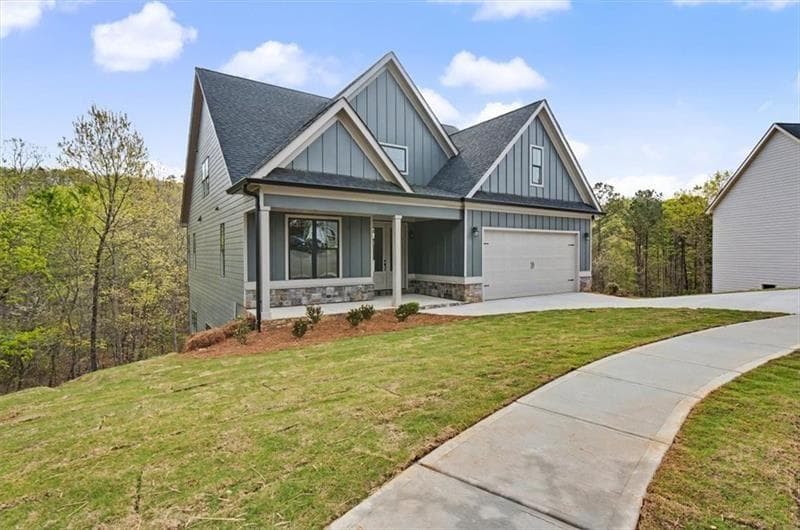4 bedroom, 4 bathroom, 2,800 sq ft single family residence for sale at 16 Altar Rock Court, Cartersville, GA 30121 — photo 3