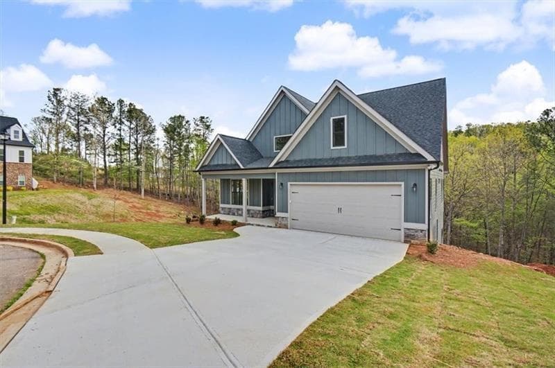 4 bedroom, 4 bathroom, 2,800 sq ft single family residence for sale at 16 Altar Rock Court, Cartersville, GA 30121 — photo 4