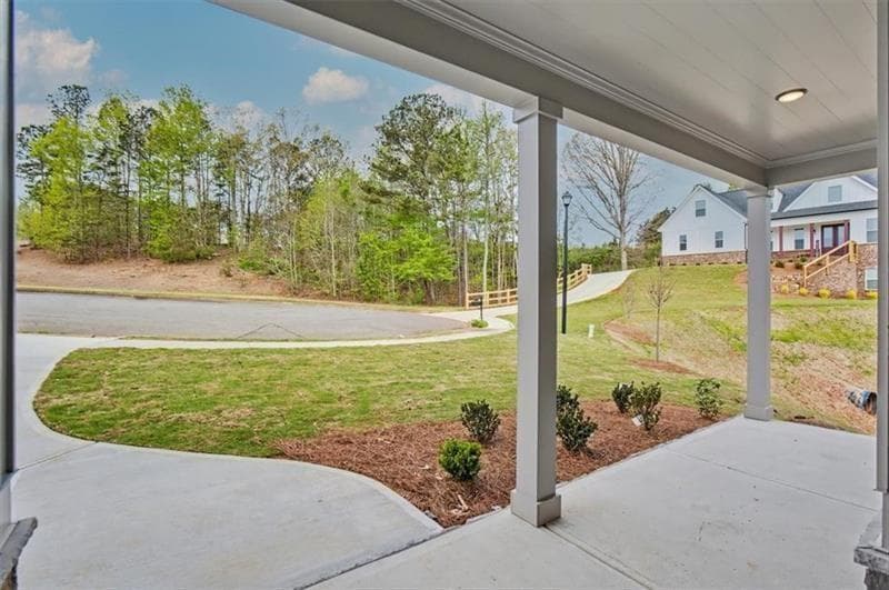 4 bedroom, 4 bathroom, 2,800 sq ft single family residence for sale at 16 Altar Rock Court, Cartersville, GA 30121 — photo 6