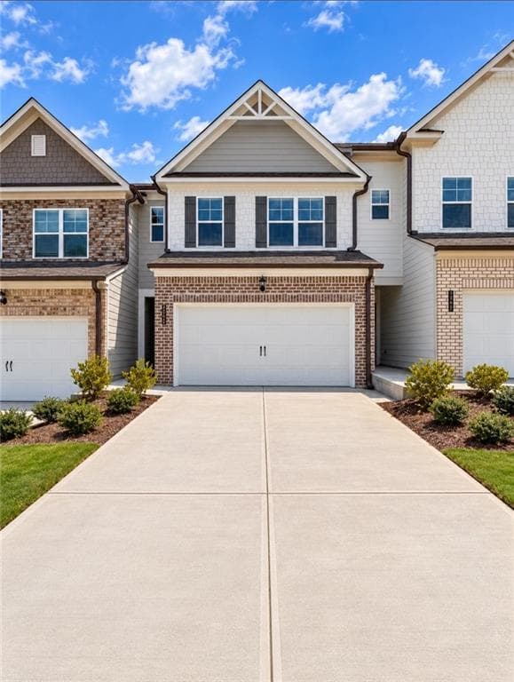 3 bedroom, 3 bathroom, 1,823 sq ft townhouse for sale at 3966 Streamlet Way, Gainesville, GA 30506 — photo 2