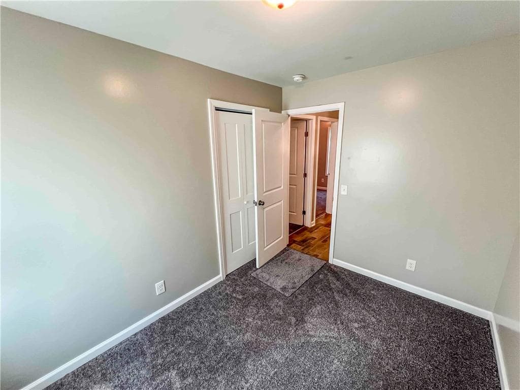 3 bedroom, 1 bathroom, 949 sq ft single family residence for rent at 18 Mockingbird Drive, Cartersville, GA 30120 for $1,699 a month — photo 6