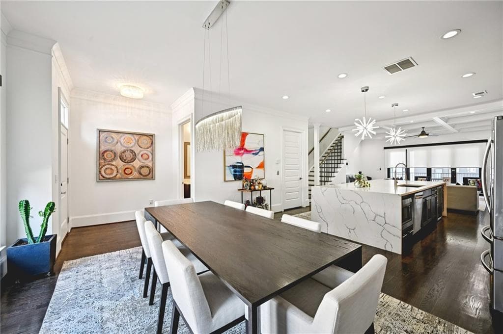 5 bedroom, 4 bathroom, 3,046 sq ft townhouse for rent at 1108 Briar Cove Circle, Atlanta, GA 30329 for $5,500 a month — photo 6