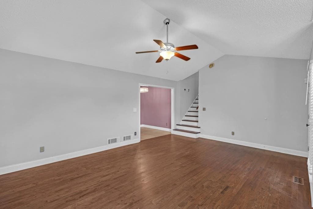 4 bedroom, 2 bathroom, 1,904 sq ft single family residence under contract at 405 Windstone Court, Lawrenceville, GA 30044 — photo 5