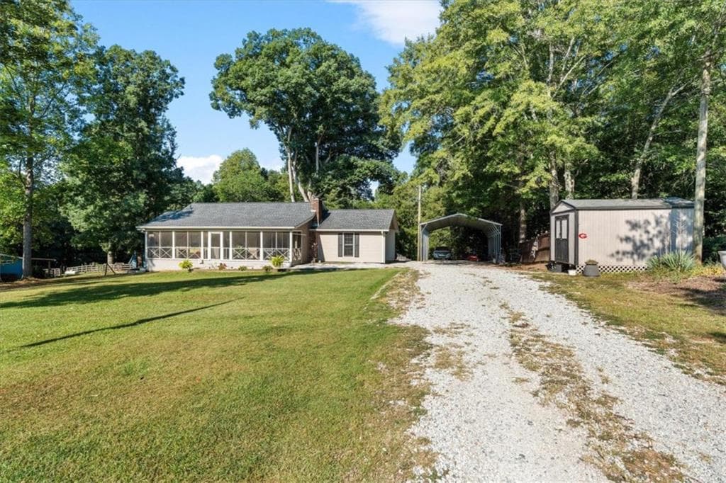 3 bedroom, 2 bathroom, 1,330 sq ft single family residence for sale at 39 Cheryl Drive, Carrollton, GA 30116 — photo 3