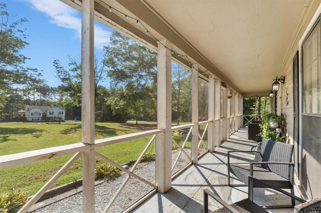 3 bedroom, 2 bathroom, 1,330 sq ft single family residence for sale at 39 Cheryl Drive, Carrollton, GA 30116 — photo 7