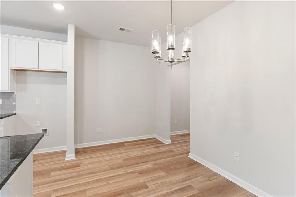 4 bedroom, 3 bathroom, 2,685 sq ft single family residence for sale at 203 Orwell Drive, Social Circle, GA 30025 — photo 5