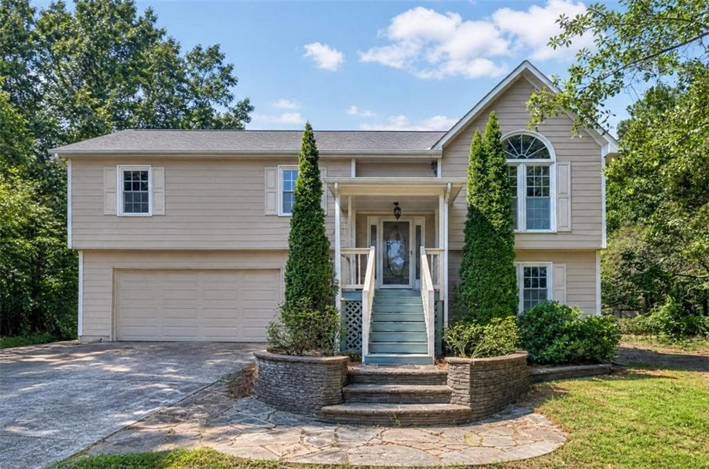 3 bedroom, 3 bathroom, 2,708 sq ft single family residence under contract at 398 Dacula Road, Dacula, GA 30019