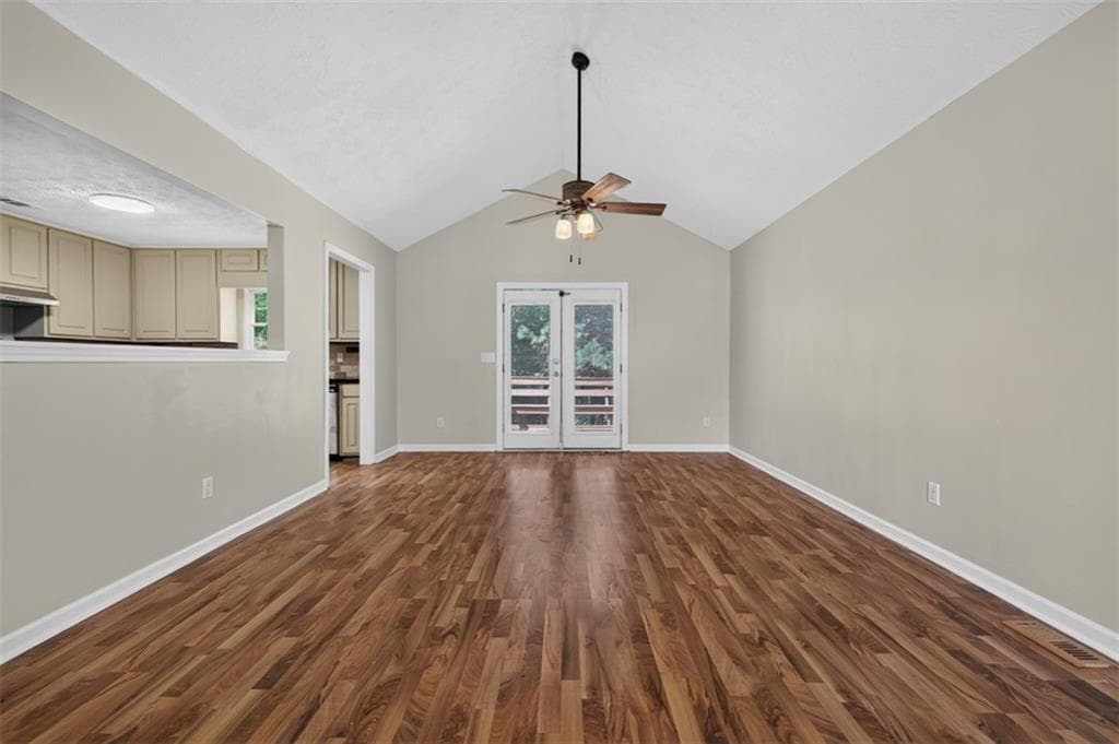 3 bedroom, 3 bathroom, 2,708 sq ft single family residence under contract at 398 Dacula Road, Dacula, GA 30019 — photo 8