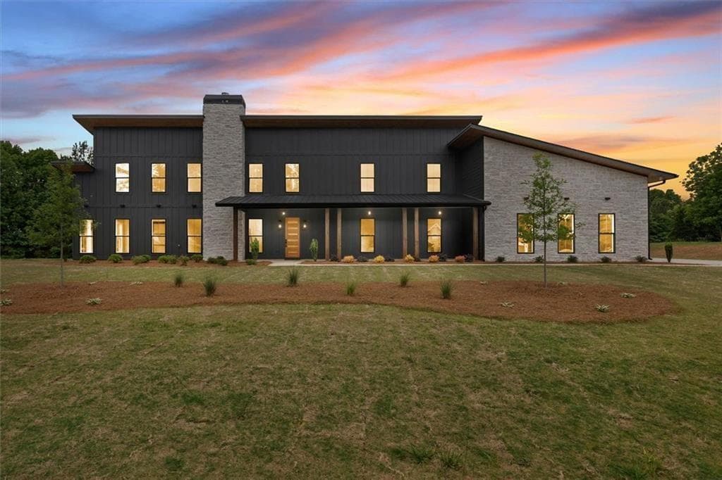 6 bedroom, 6 bathroom, 5,070 sq ft single family residence for sale at 112 Summit Lane, Bremen, GA 30110 — photo 4