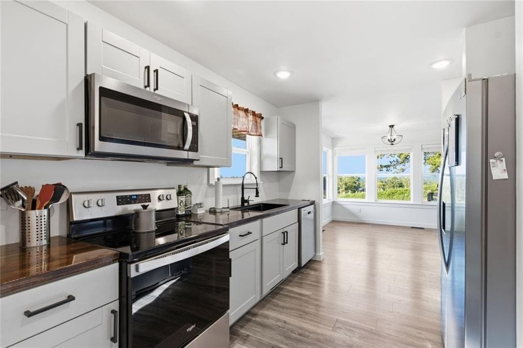 2 bedroom, 3 bathroom, 1,288 sq ft single family residence for sale at 1075 Four Mile Church Road, Ball Ground, GA 30107 — photo 4