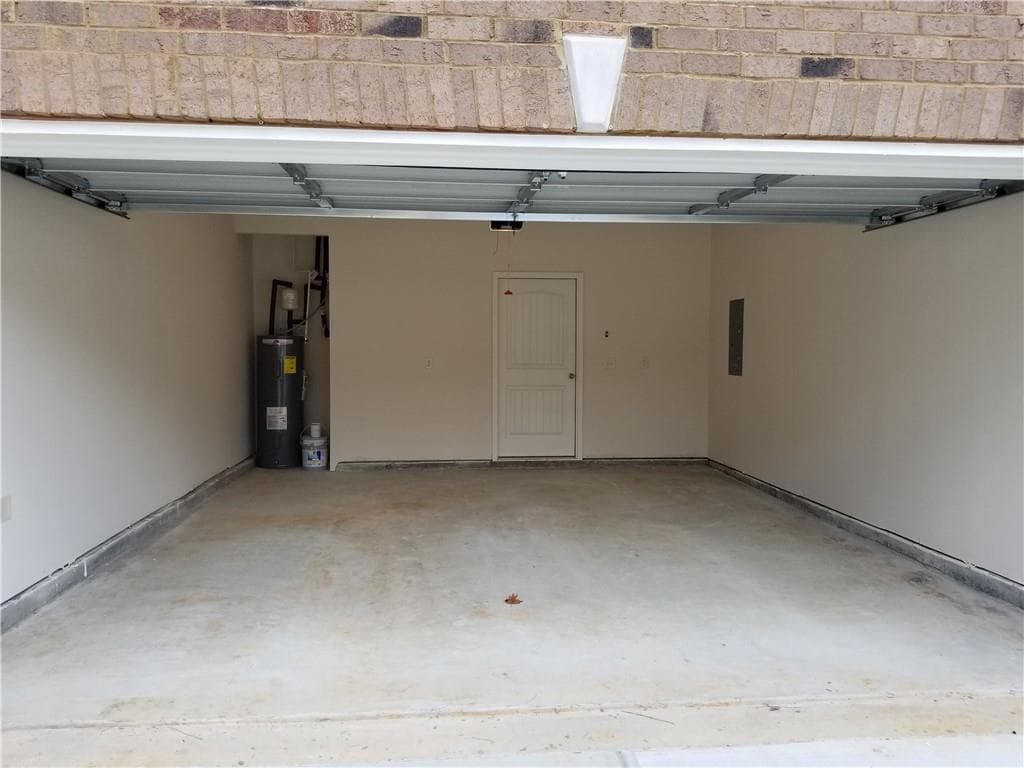 3 bedroom, 3 bathroom, 2,028 sq ft townhouse for rent at 259 Green Bridge Court, Lawrenceville, GA 30046 for $2,100 a month — photo 3