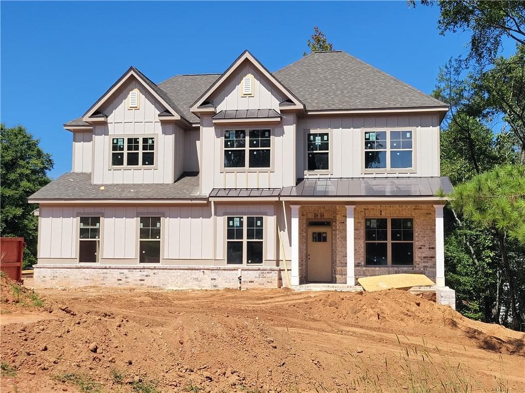6 bedroom, 3 bathroom, 3,242 sq ft single family residence for sale at 2086 Cleveland Court, Jefferson, GA 30549