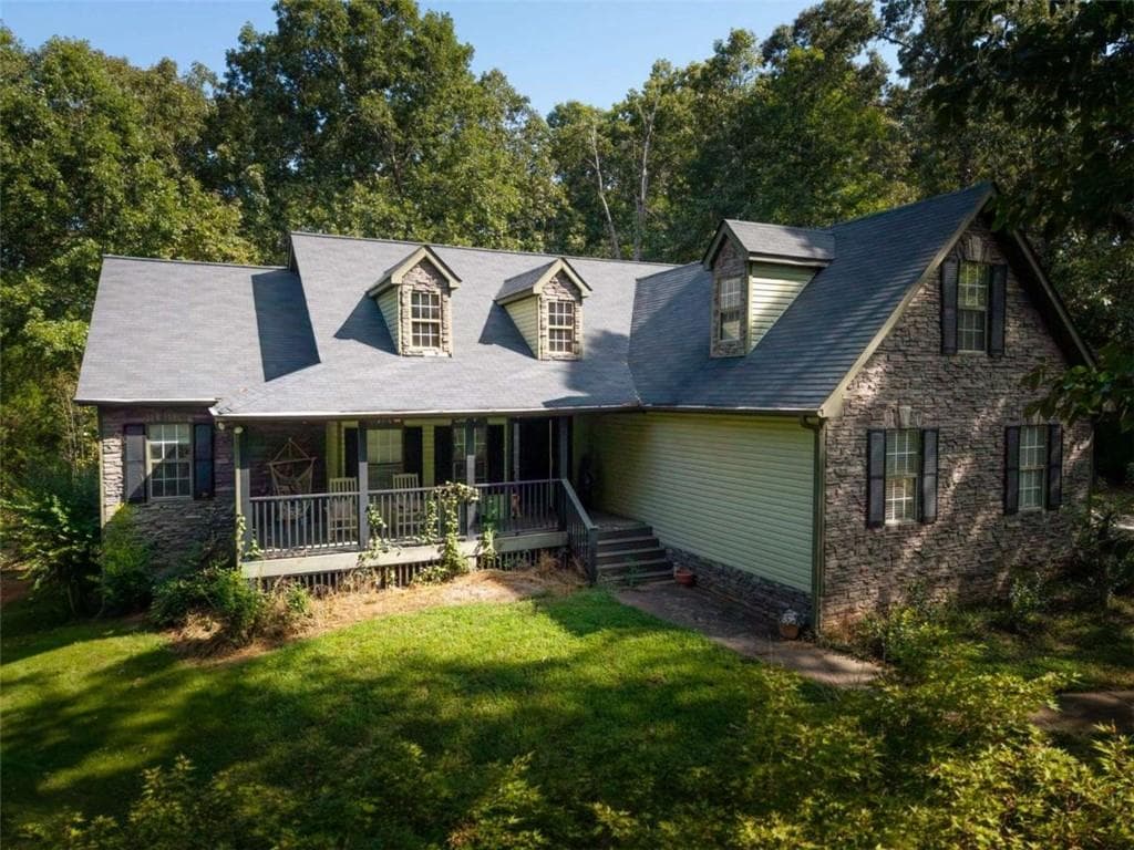 3 bedroom, 2 bathroom, 2,143 sq ft single family residence for sale at 1371 Pickett Bridge Road, Covington, GA 30016