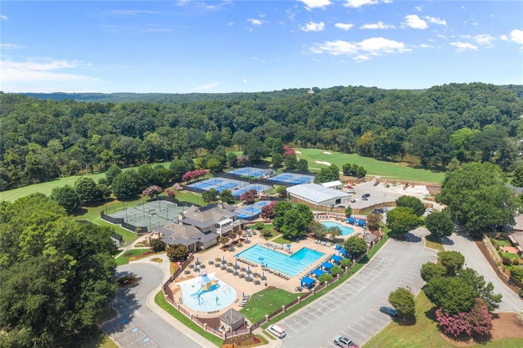 4 bedroom, 4 bathroom, 3,832 sq ft single family residence for sale at 255 Tenth Fairway, Roswell, GA 30076 — photo 7