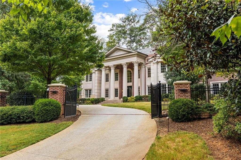 6 bedroom, 10 bathroom, 18,455 sq ft single family residence for sale at 3750 Tuxedo Road, Atlanta, GA 30305 — photo 8