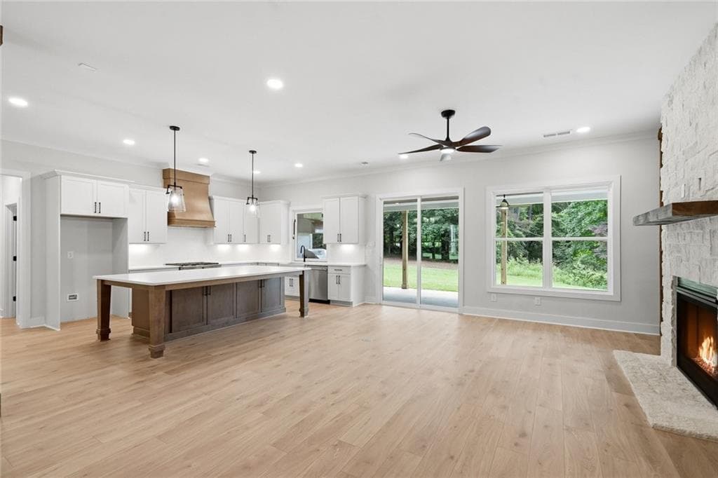 5 bedroom, 5 bathroom, 3,720 sq ft single family residence for sale at 650 Gordon Combs Road, Marietta, GA 30064 — photo 8
