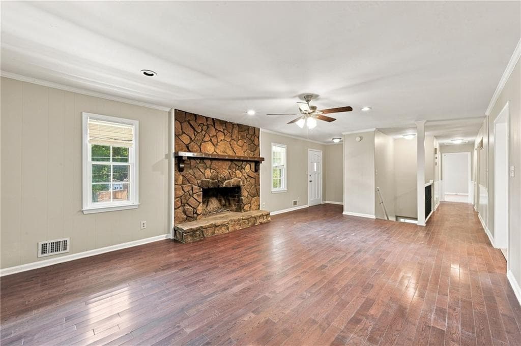 3 bedroom, 2 bathroom, 2,812 sq ft single family residence for sale at 6784 Galts Ferry Road, Acworth, GA 30102 — photo 3
