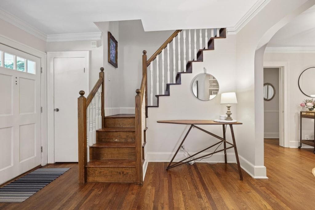 3 bedroom, 2 bathroom, 1,612 sq ft single family residence for sale at 843 Kings Court, Atlanta, GA 30306 — photo 5