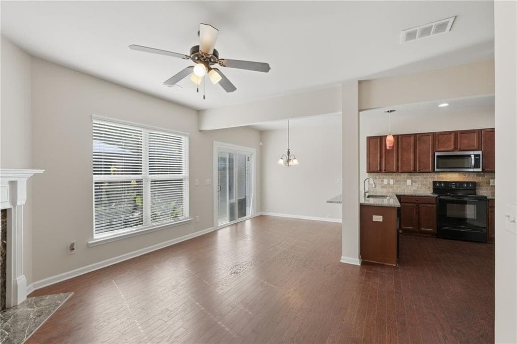 3 bedroom, 3 bathroom, 1,671 sq ft townhouse for sale at 1250 Rubble Road, Cumming, GA 30040 — photo 7