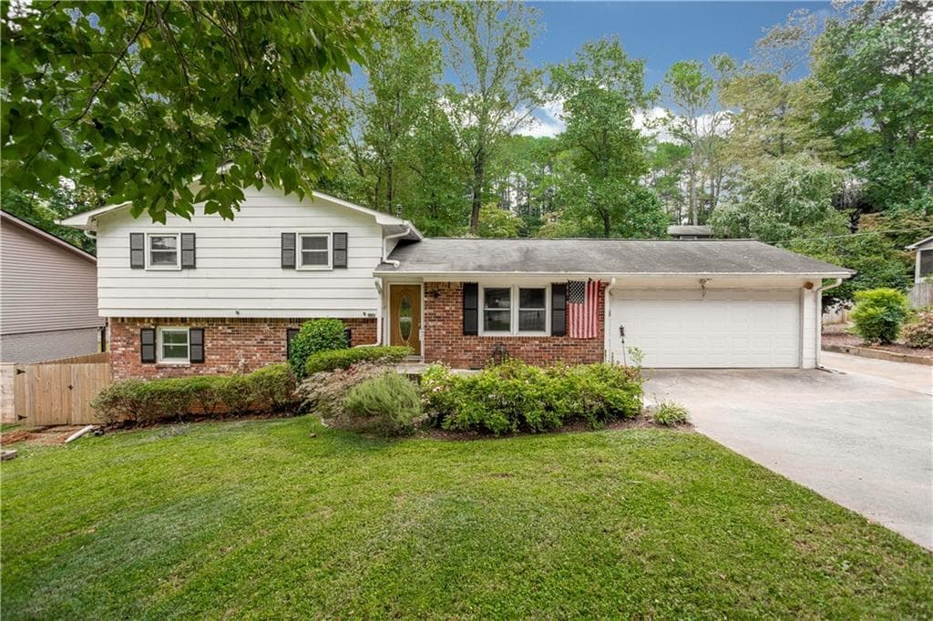 4 bedroom, 3 bathroom, 2,290 sq ft single family residence for rent at 4089 Longview Drive, Atlanta, GA 30341 for $2,850 a month — photo 1 of 20
