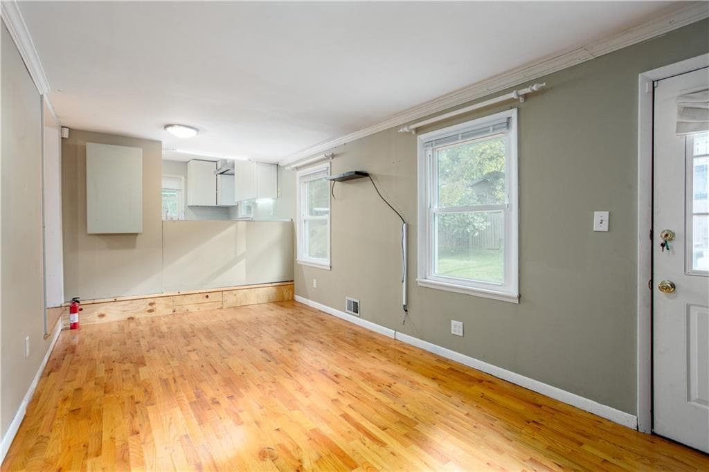 4 bedroom, 3 bathroom, 2,290 sq ft single family residence for rent at 4089 Longview Drive, Atlanta, GA 30341 for $2,850 a month — photo 9