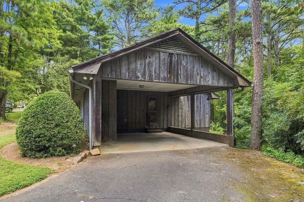 4 bedroom, 3 bathroom, 1,711 sq ft single family residence for sale at 23 Saddle Mountain Road, Rome, GA 30161 — photo 7
