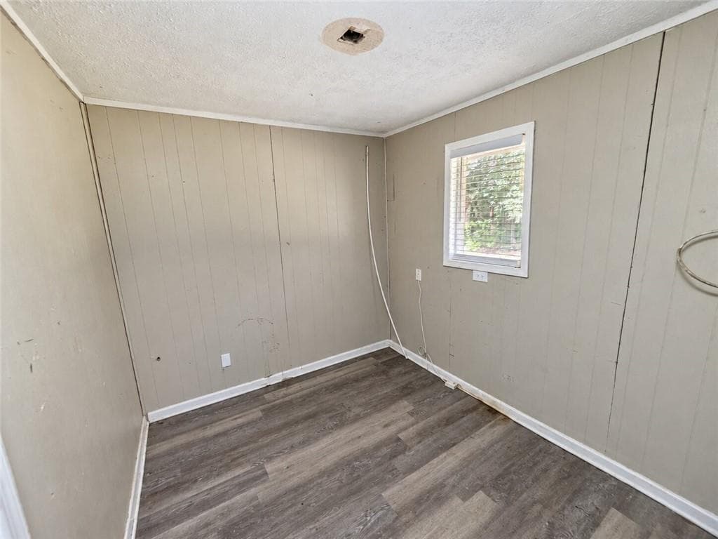 3 bedroom, 2 bathroom, 1,453 sq ft single family residence for sale at 524 Sawmill Road, Hampton, GA 30228 — photo 5