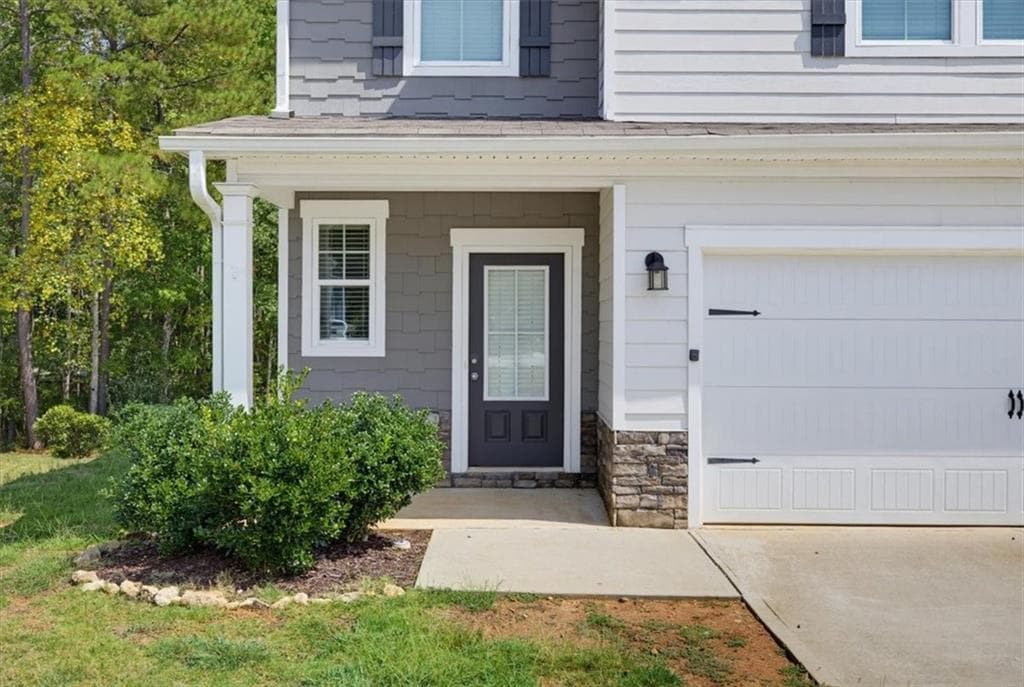 4 bedroom, 3 bathroom, 1,745 sq ft single family residence for sale at 795 Jackson Court, Social Circle, GA 30025 — photo 4