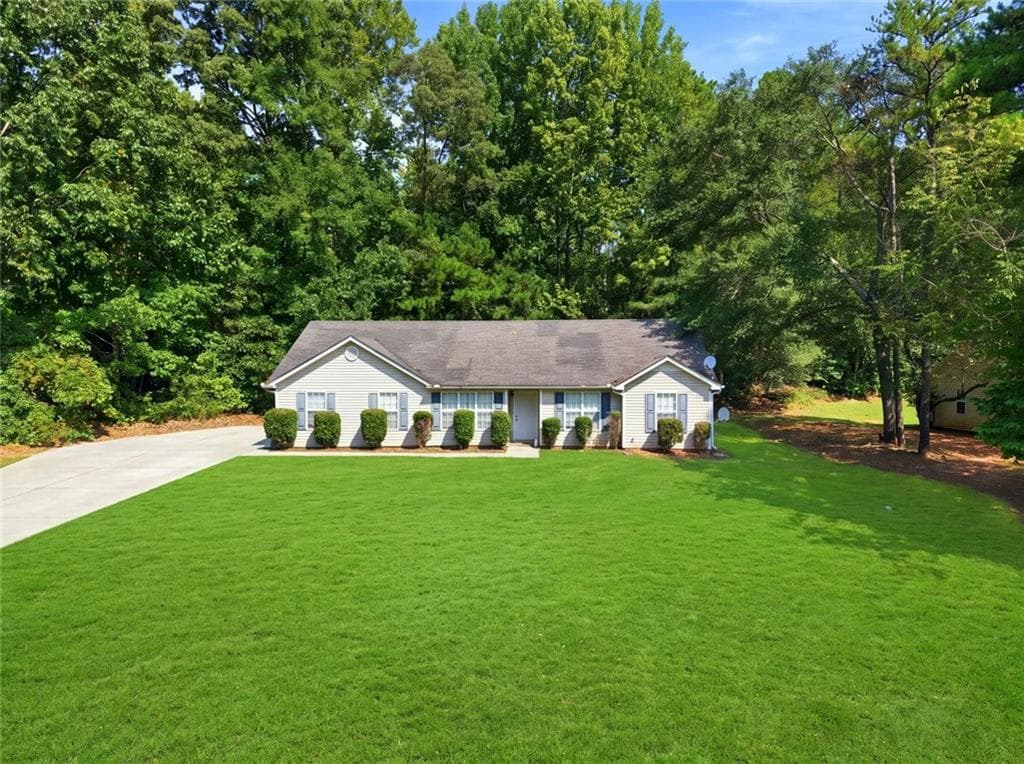 3 bedroom, 2 bathroom, 1,396 sq ft single family residence under contract at 25 Mountainview Drive, Covington, GA 30016