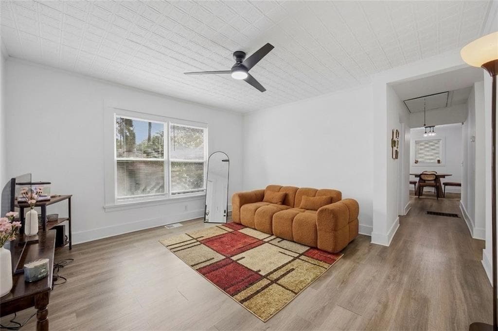 3 bedroom, 2 bathroom, 896 sq ft single family residence for sale at 340 Lee Street, Forest Park, GA 30297 — photo 3