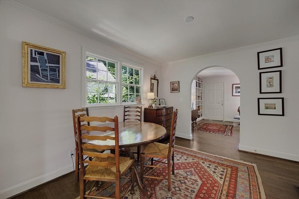 3 bedroom, 2 bathroom, 2,200 sq ft single family residence under contract at 2354 Hurst Drive, Atlanta, GA 30305 — photo 10
