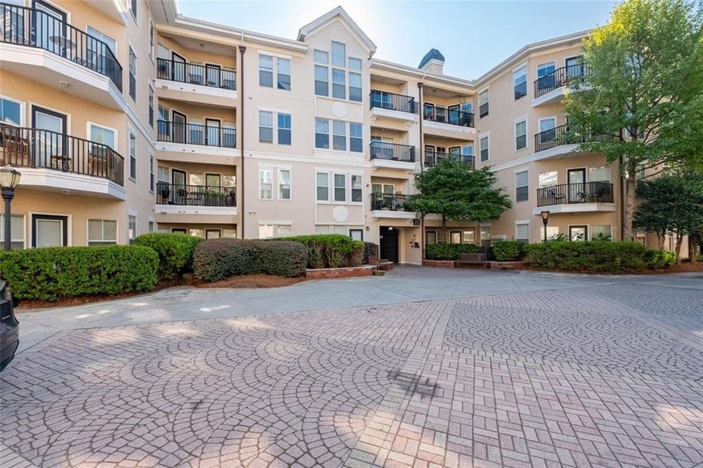 1 bedroom, 1 bathroom, 761 sq ft condominium for sale at 1850 Cotillion Drive 3419, Atlanta, GA 30338