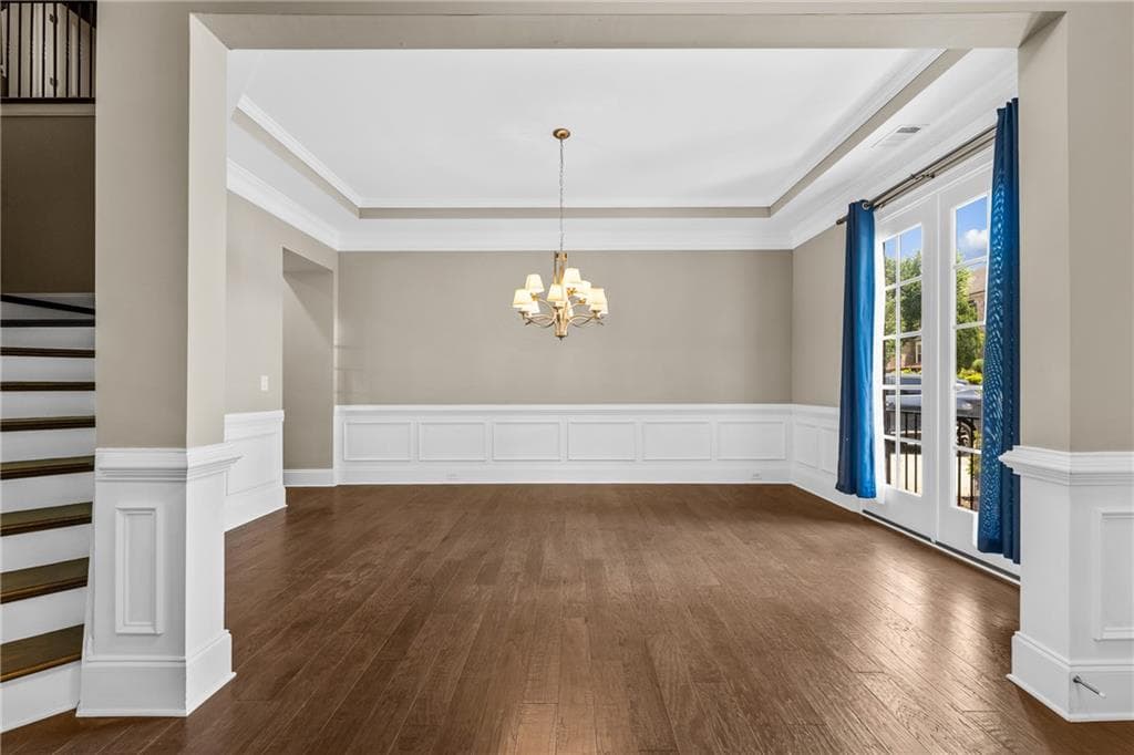 5 bedroom, 4 bathroom, 3,927 sq ft single family residence for sale at 3760 Kentwood Court, Suwanee, GA 30024 — photo 9