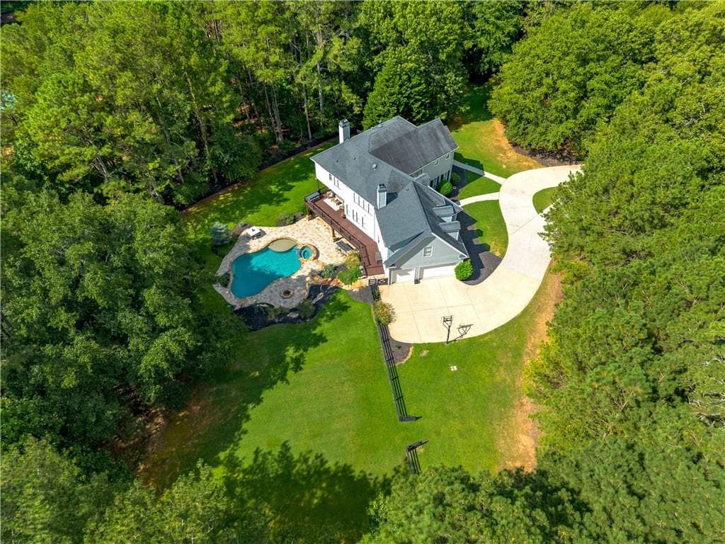 5 bedroom, 4 bathroom, 5,388 sq ft single family residence under contract at 15895 Henderson Road, Milton, GA 30004 — photo 9