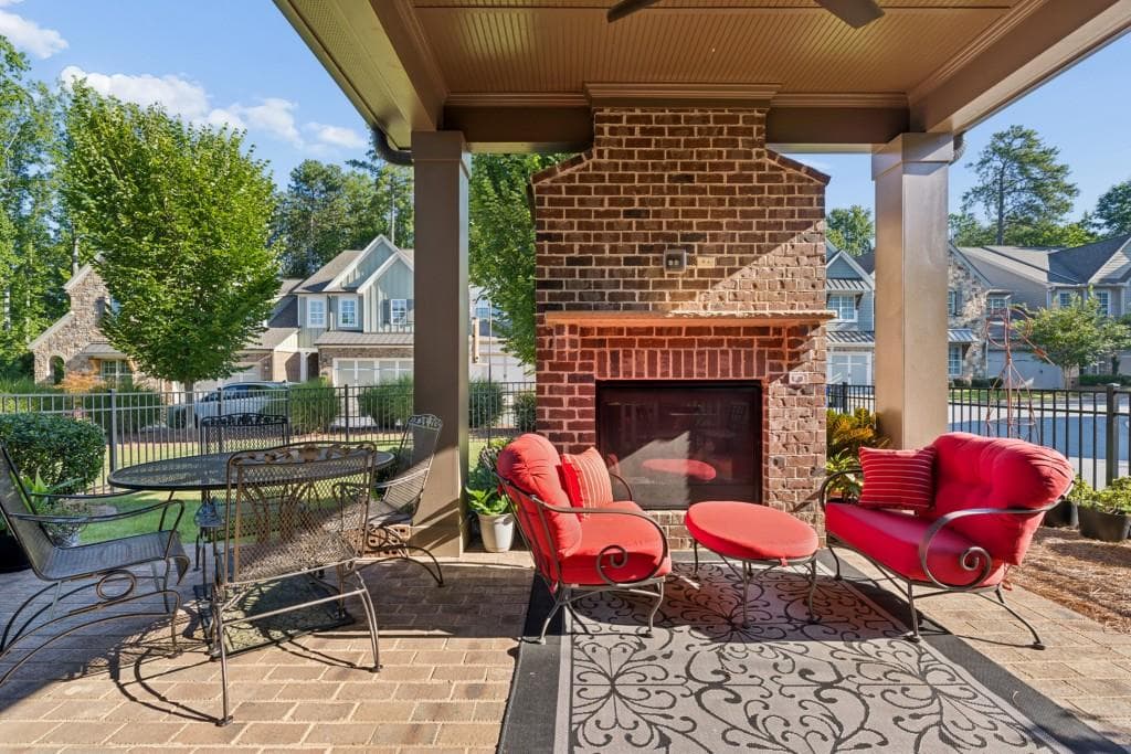 3 bedroom, 4 bathroom, 2,913 sq ft townhouse for sale at 4165 Avid Park, Marietta, GA 30062 — photo 5