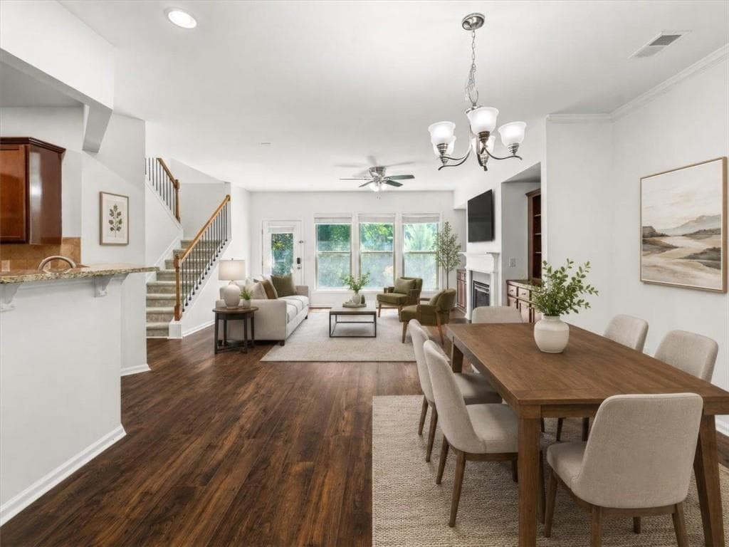 4 bedroom, 4 bathroom, 2,383 sq ft townhouse for sale at 13459 Gardiner Lane, Alpharetta, GA 30004 — photo 5