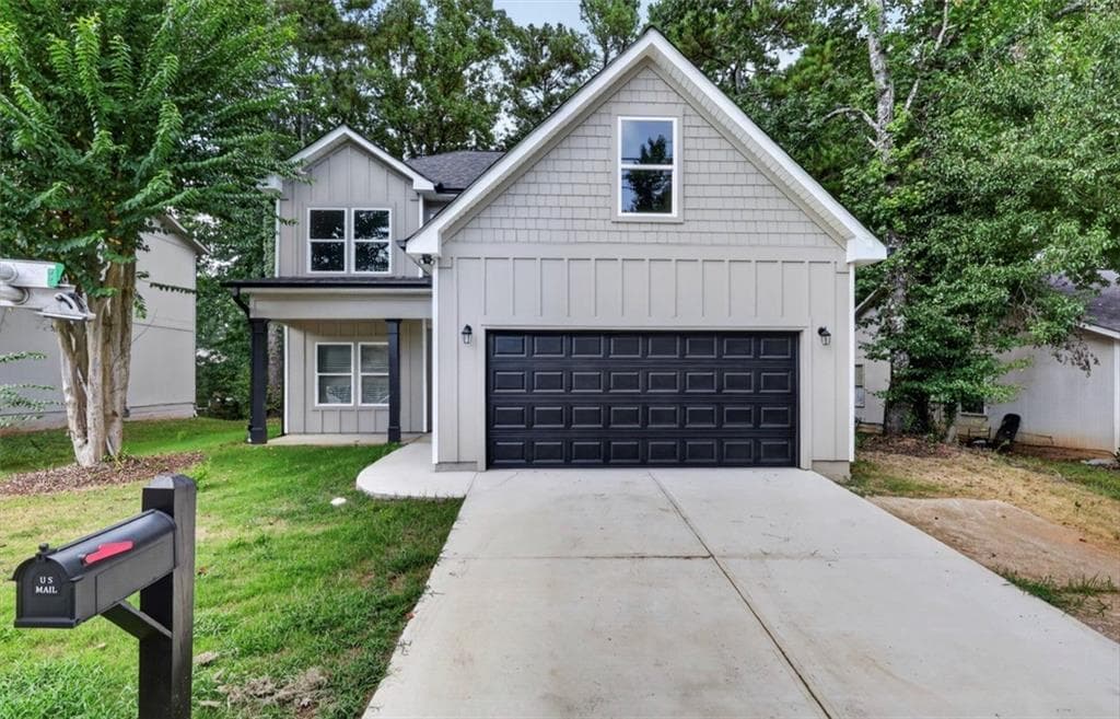 3 bedroom, 3 bathroom, 2,151 sq ft single family residence for sale at 5571 Panola Place, Lithonia, GA 30058 — photo 1 of 29