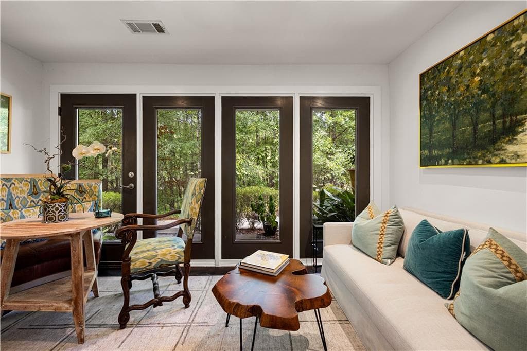 2 bedroom, 2 bathroom, 1,558 sq ft townhouse for sale at 9121 Selborne Lane, Chattahoochee Hills, GA 30268 — photo 6