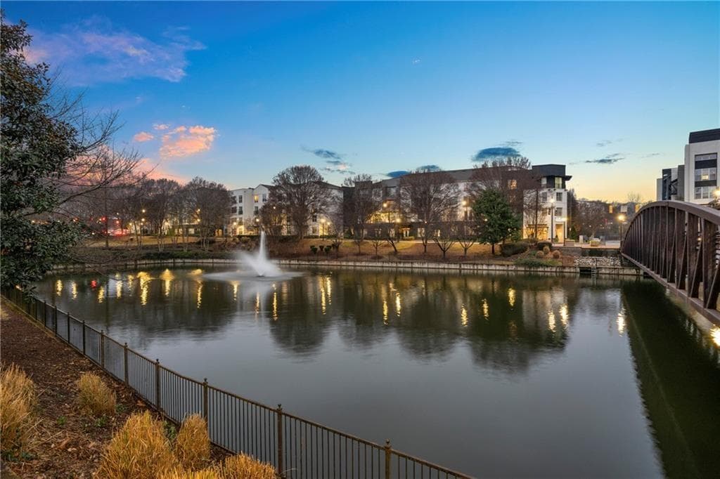 1 bedroom, 1 bathroom, 743 sq ft condominium for sale at 400 17th Street 2318, Atlanta, GA 30363 — photo 9