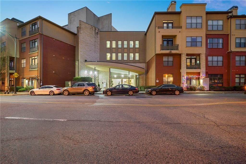 1 bedroom, 1 bathroom, 743 sq ft condominium for sale at 400 17th Street 2318, Atlanta, GA 30363 — photo 10