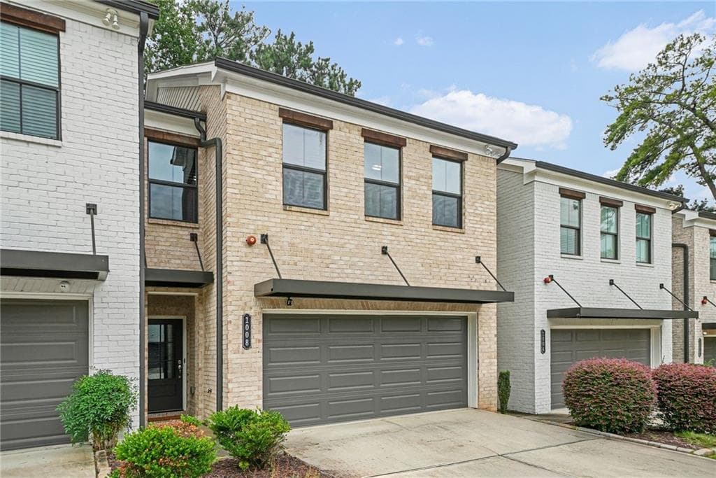 3 bedroom, 3 bathroom, 2,332 sq ft townhouse for sale at 1008 Rohner Way, Smyrna, GA 30080 — photo 2
