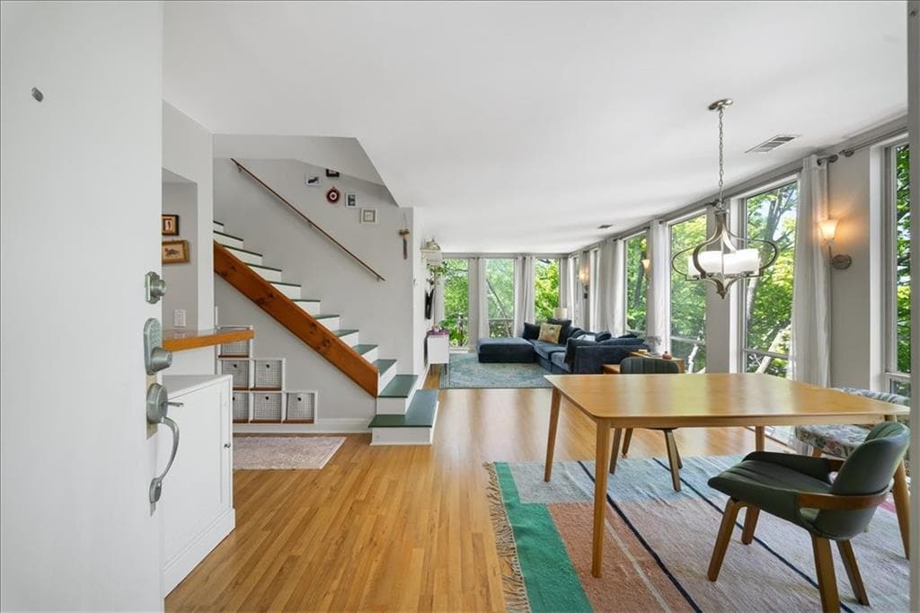 2 bedroom, 2 bathroom, 1,008 sq ft condominium for rent at 287 14th Street 13, Atlanta, GA 30318 for $3,200 a month — photo 4