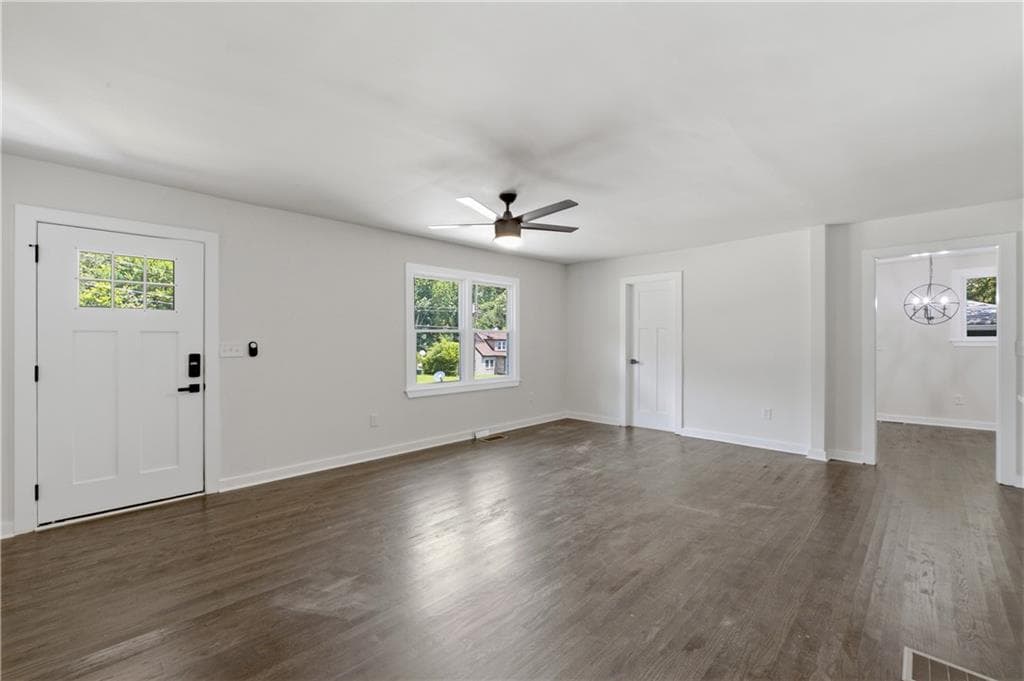 3 bedroom, 2 bathroom, 1,640 sq ft single family residence under contract at 53 Springside Drive, Atlanta, GA 30354 — photo 9