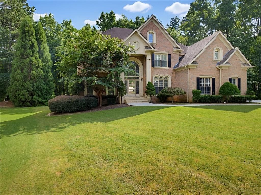 5 bedroom, 5 bathroom, 5,471 sq ft single family residence for sale at 1464 Hattiesburg Court, Grayson, GA 30017 — photo 3